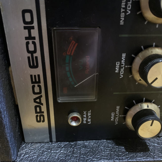 Roland(ローランド)のROLAND RE-201 SPACE ECHO 中古品　電源のみ確認済 楽器のギター(エフェクター)の商品写真