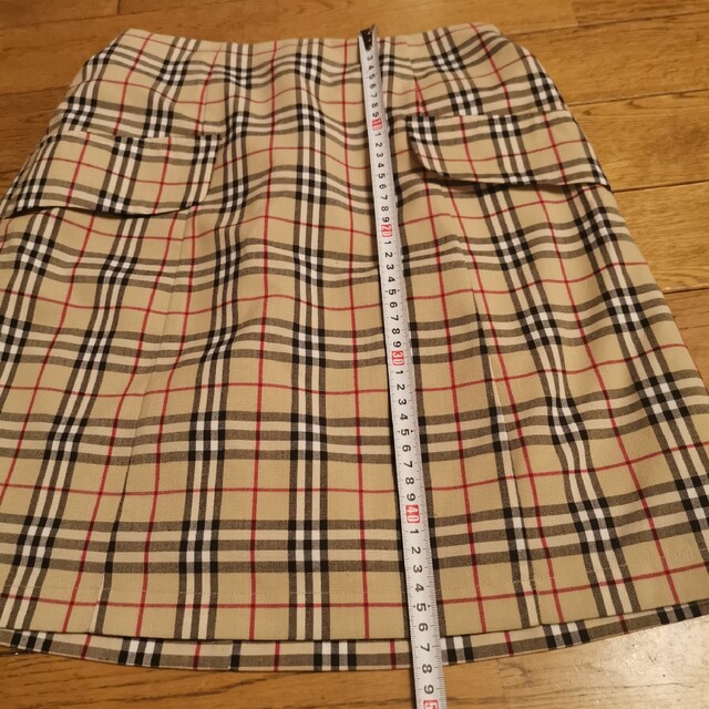 EMSEXCITE(エムズエキサイト)のバーバリー バーバリーチェック 風 スカート 台形スカート ゴルフスカート レディースのスカート(ひざ丈スカート)の商品写真