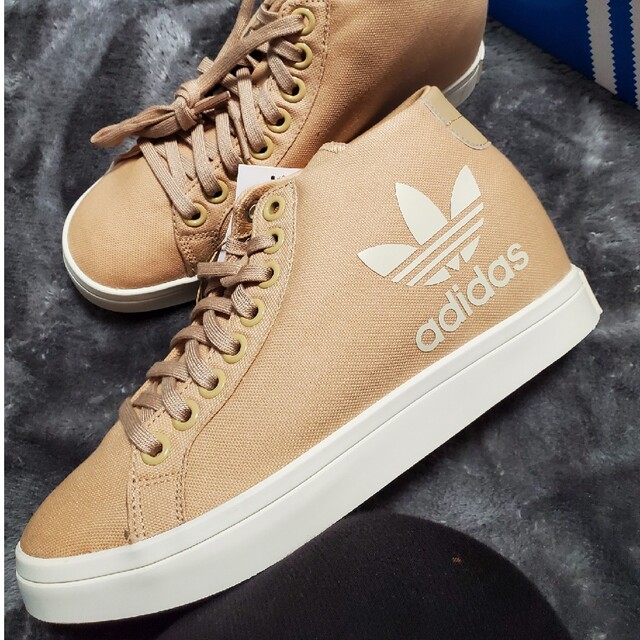 adidasoriginals　スニーカー　インソール