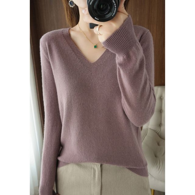 Vネックセーター 2XLサイズ パープル 無地 レディース プルオーバー 薄手 レディースのトップス(ニット/セーター)の商品写真