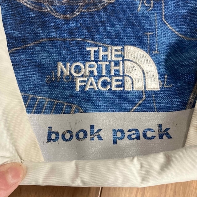 THE NORTH FACE(ザノースフェイス)のノースフェイス　キッズリュック キッズ/ベビー/マタニティのこども用バッグ(リュックサック)の商品写真