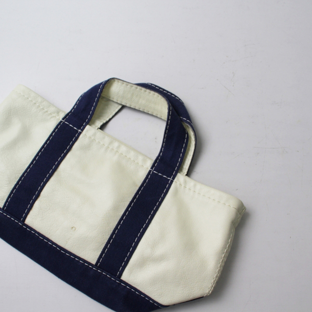 DEUXIEME CLASSE(ドゥーズィエムクラス)のDeuxieme Classe ドゥーズィエムクラス GOOD GRIEF！ グッド グリーフ PINT トートBAG/ネイビー ホワイト【2400013204255】 レディースのバッグ(トートバッグ)の商品写真