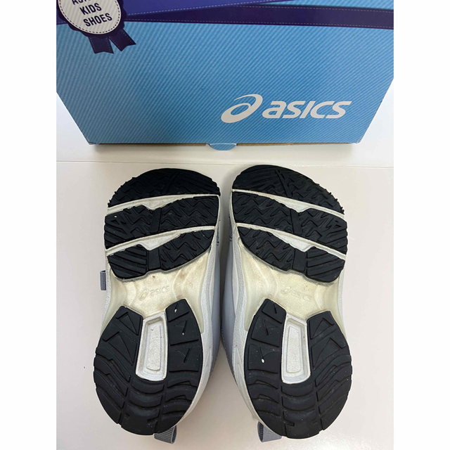 asics(アシックス)のアシックス○キッズスニーカー(15㎝) キッズ/ベビー/マタニティのキッズ靴/シューズ(15cm~)(スニーカー)の商品写真