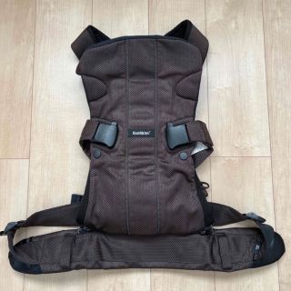 ベビービョルン(BABYBJORN)の【値下げ‼️】ベビービョルン 抱っこ紐 メッシュ ブラウン(抱っこひも/おんぶひも)