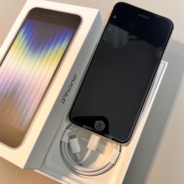 iPhone SE 第3世代(SE3) iPhone SE 第3世代(SE3)