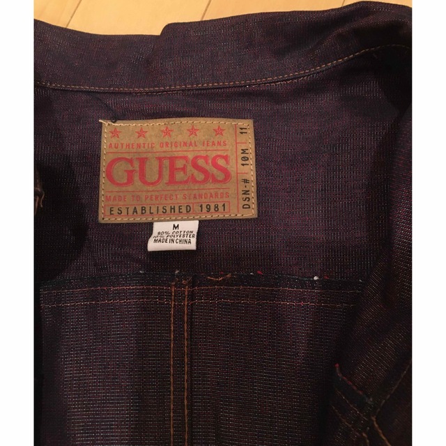 GUESS(ゲス)の【期間限定】GUESS Gジャン　ジャケット　パープル　新品 レディースのジャケット/アウター(Gジャン/デニムジャケット)の商品写真