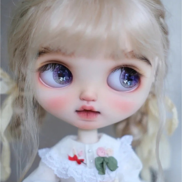 カスタムブライス 人形 ドール 海外作家様 かわいい キラキラ きれい カスタムブライス 人形 ドール 海外作家様 かわいい キラキラ きれい