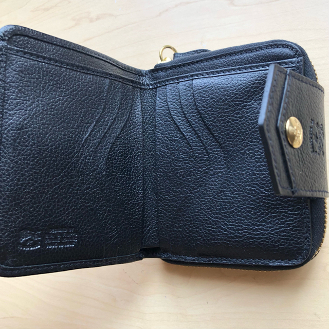 ★新品★イルビゾンテ 二つ折り財布 コンパクト 黒 牛革 レザー イタリア製 ★新品★イルビゾンテ 二つ折り財布 コンパクト 黒 牛革 レザー イタリア製