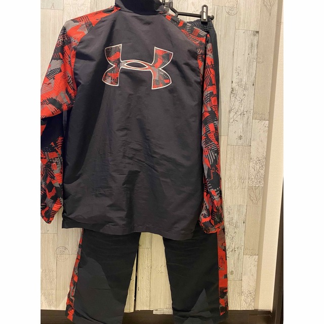 UNDER ARMOUR(アンダーアーマー)のアンダーアーマー　ウィンドブレーカー キッズ/ベビー/マタニティのキッズ服男の子用(90cm~)(ジャケット/上着)の商品写真