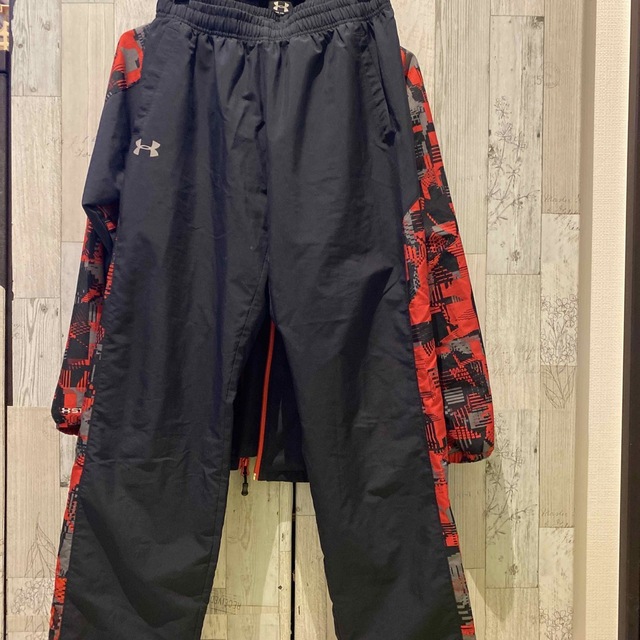 UNDER ARMOUR(アンダーアーマー)のアンダーアーマー　ウィンドブレーカー キッズ/ベビー/マタニティのキッズ服男の子用(90cm~)(ジャケット/上着)の商品写真