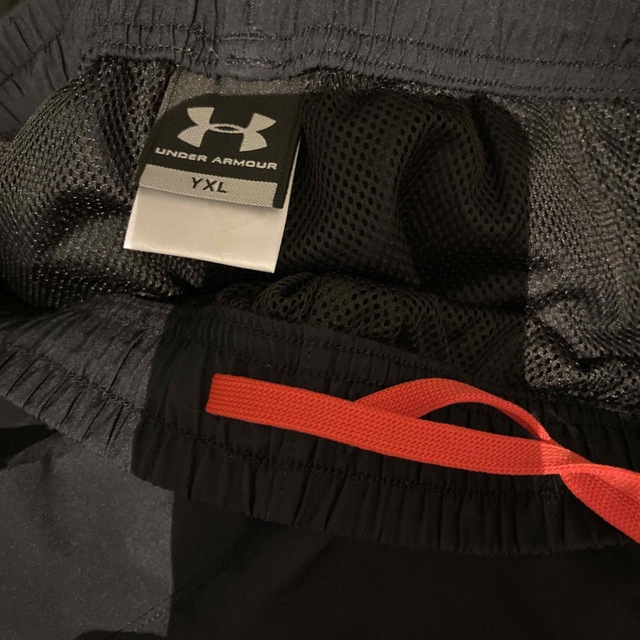 UNDER ARMOUR(アンダーアーマー)のアンダーアーマー　ウィンドブレーカー キッズ/ベビー/マタニティのキッズ服男の子用(90cm~)(ジャケット/上着)の商品写真