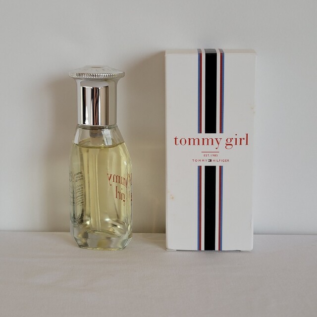 tommy girl(トミーガール)のトミーガール　香水　30ml tommy girl コスメ/美容の香水(香水(女性用))の商品写真