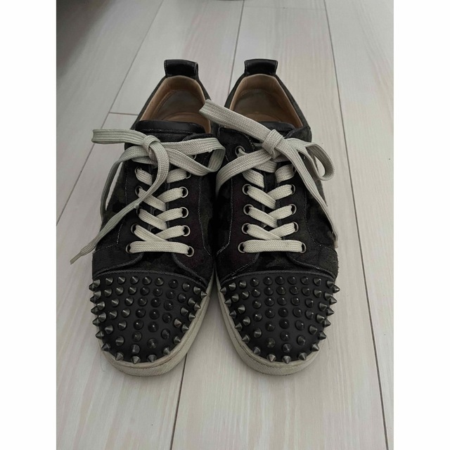 Christian Louboutin(クリスチャンルブタン)のクリスチャンルブタン 迷彩柄 スタッズ ローカット スニーカー シューズ 39 メンズの靴/シューズ(スニーカー)の商品写真