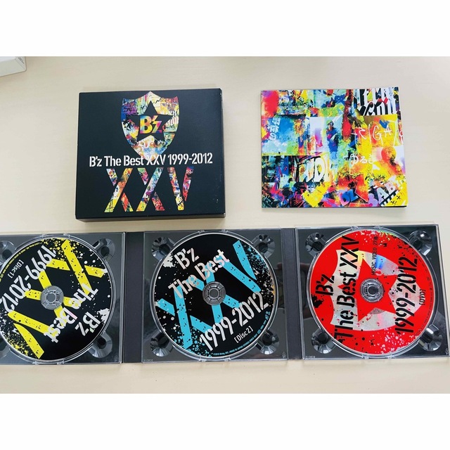 B'z The Best XXV 1988-1998&1999-2012 エンタメ/ホビーのCD(ポップス/ロック(邦楽))の商品写真