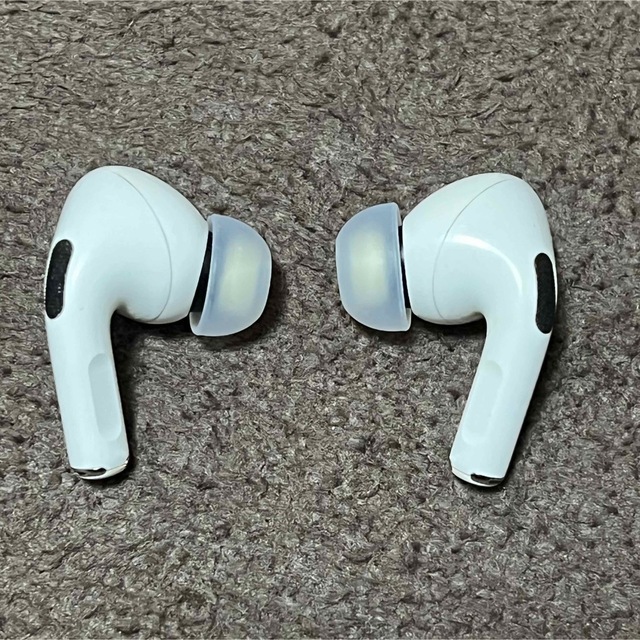 Apple(アップル)のAirPods Pro スマホ/家電/カメラのオーディオ機器(ヘッドフォン/イヤフォン)の商品写真