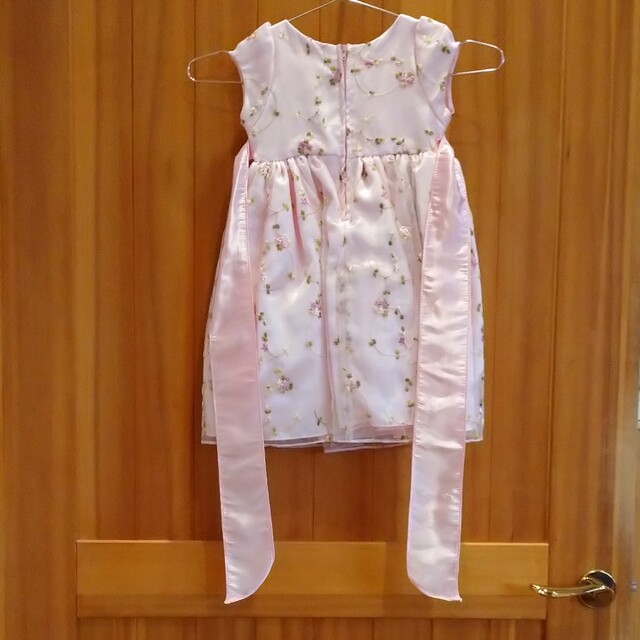 発表会 結婚式 ドレス ワンピース 110 女の子 キッズ/ベビー/マタニティのキッズ服女の子用(90cm~)(ドレス/フォーマル)の商品写真