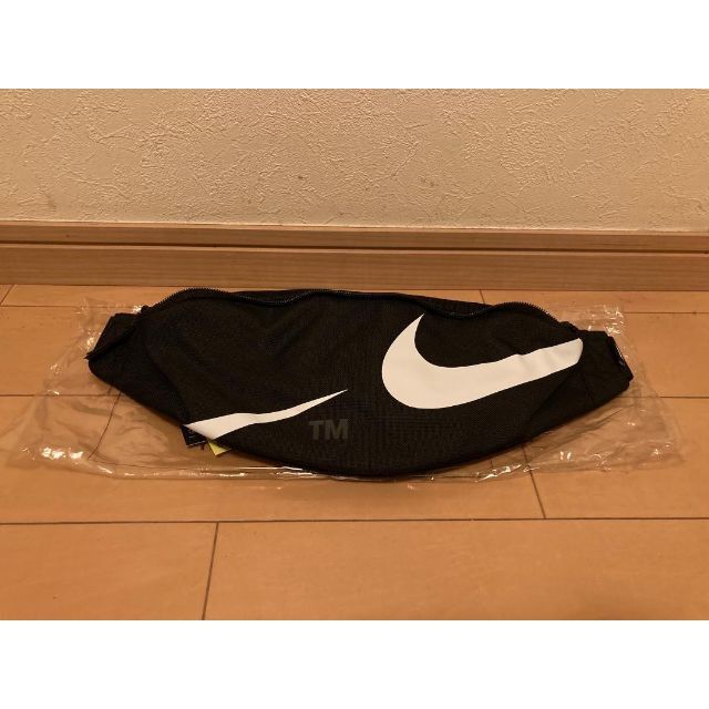 NIKE(ナイキ)の[新品] NIKE | ナイキ ヘリテージ ウエストパック | ブラック メンズのバッグ(ウエストポーチ)の商品写真