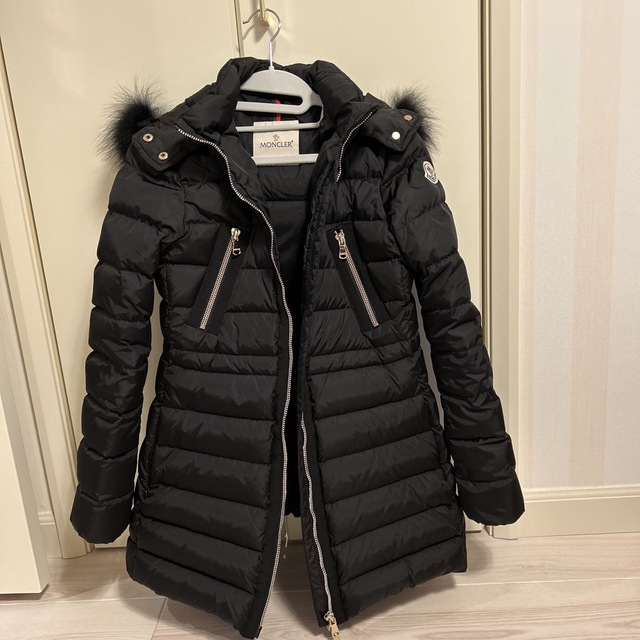 MONCLER(モンクレール)のモンクレール12 152cm  キッズ/ベビー/マタニティのキッズ服女の子用(90cm~)(ジャケット/上着)の商品写真