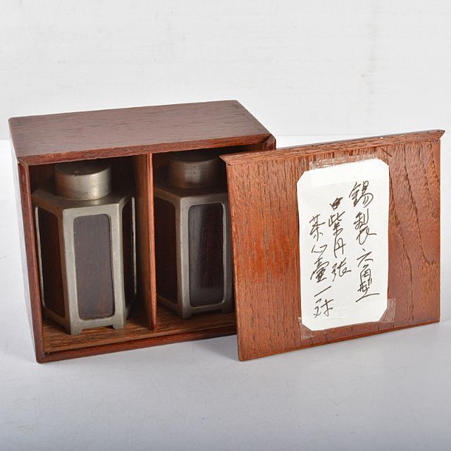 重さ約２３９g約２５２g茶道具　古錫　唐木紫檀張　六角茶壷　茶心壷　一對　時代箱付　J　R5494