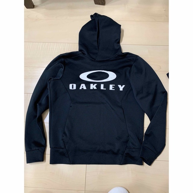 Oakley(オークリー)のOAKLEY パーカー メンズのトップス(パーカー)の商品写真