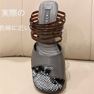 【超美品】【試着のみ】JUEMI/TETHERS PYTHON SANDALS(サンダル)