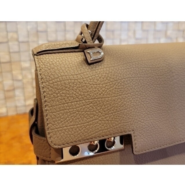 DELVAUX デルヴォー タンペート MM クリスピーカーフ バッグ エルメス