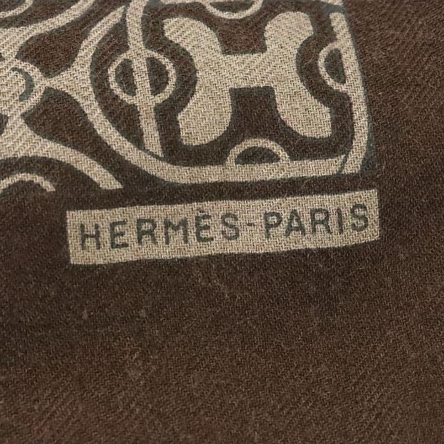 Hermes(エルメス)のエルメス マフラー ストール ブラウン系 HERMES 【中古】 | レディース ファッション シンプル 茶 ブランド小物 ランクAB レディースのファッション小物(マフラー/ショール)の商品写真