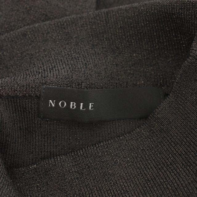 Noble(ノーブル)のノーブル ソウバリスリーブレスハイネックプルオーバー ニット カットソー レディースのトップス(ニット/セーター)の商品写真