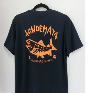 イワナTシャツ ドライ素材 ネイビーにオレンジプリント(Tシャツ/カットソー(半袖/袖なし))