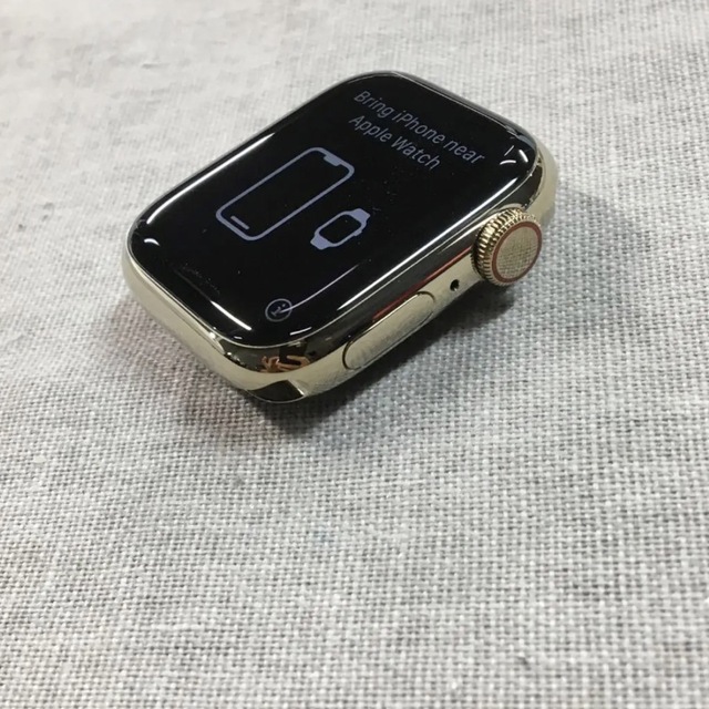 Apple Watch Series 7（GPS + Cellularモデル） スマホ/家電/カメラのスマートフォン/携帯電話(スマートフォン本体)の商品写真