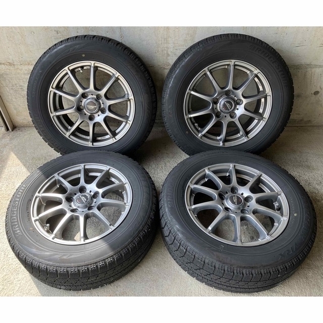 スタッドレスタイヤ４本セット　ブリヂストンブリザックVRX 195/65R15