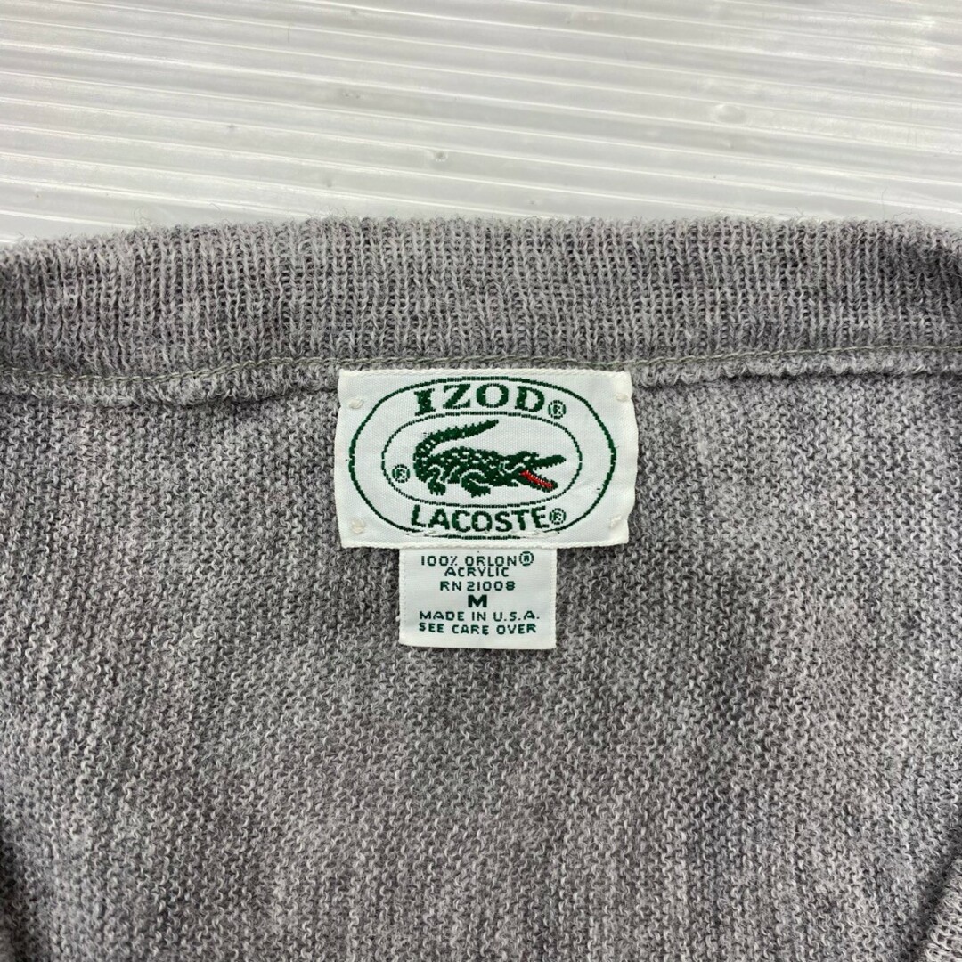 LACOSTE(ラコステ)の80～90’s アイゾッド ラコステ IZOD LACOSTE アクリル ニット セーター Vネック 無地 MADE IN USA グレー サイズ：M古着 【中古】 メンズのトップス(ニット/セーター)の商品写真