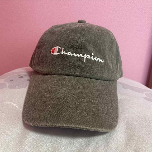 Champion(チャンピオン)のchampion チャンピオン　キャップ　帽子　　カーキ メンズの帽子(キャップ)の商品写真