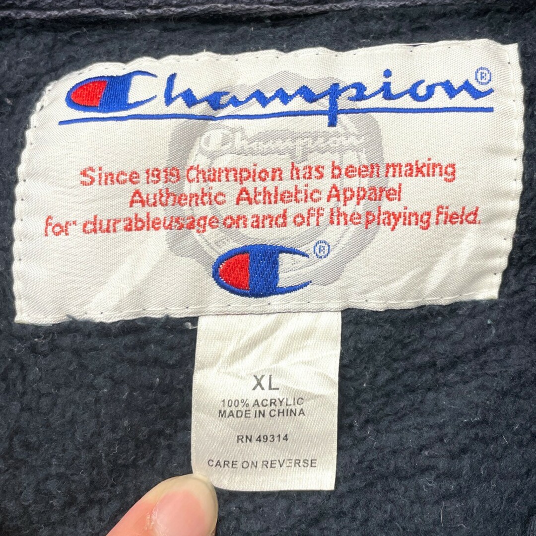 Champion(チャンピオン)のチャンピオン Champion New Hampshire Wildcats ニューハンプシャーワイルドキャッツ スウェット パーカー 長袖 プルオーバー ロゴ ワッペン サイズ：XL ネイビー×グレー×ホワイト 【中古】 メンズのトップス(パーカー)の商品写真