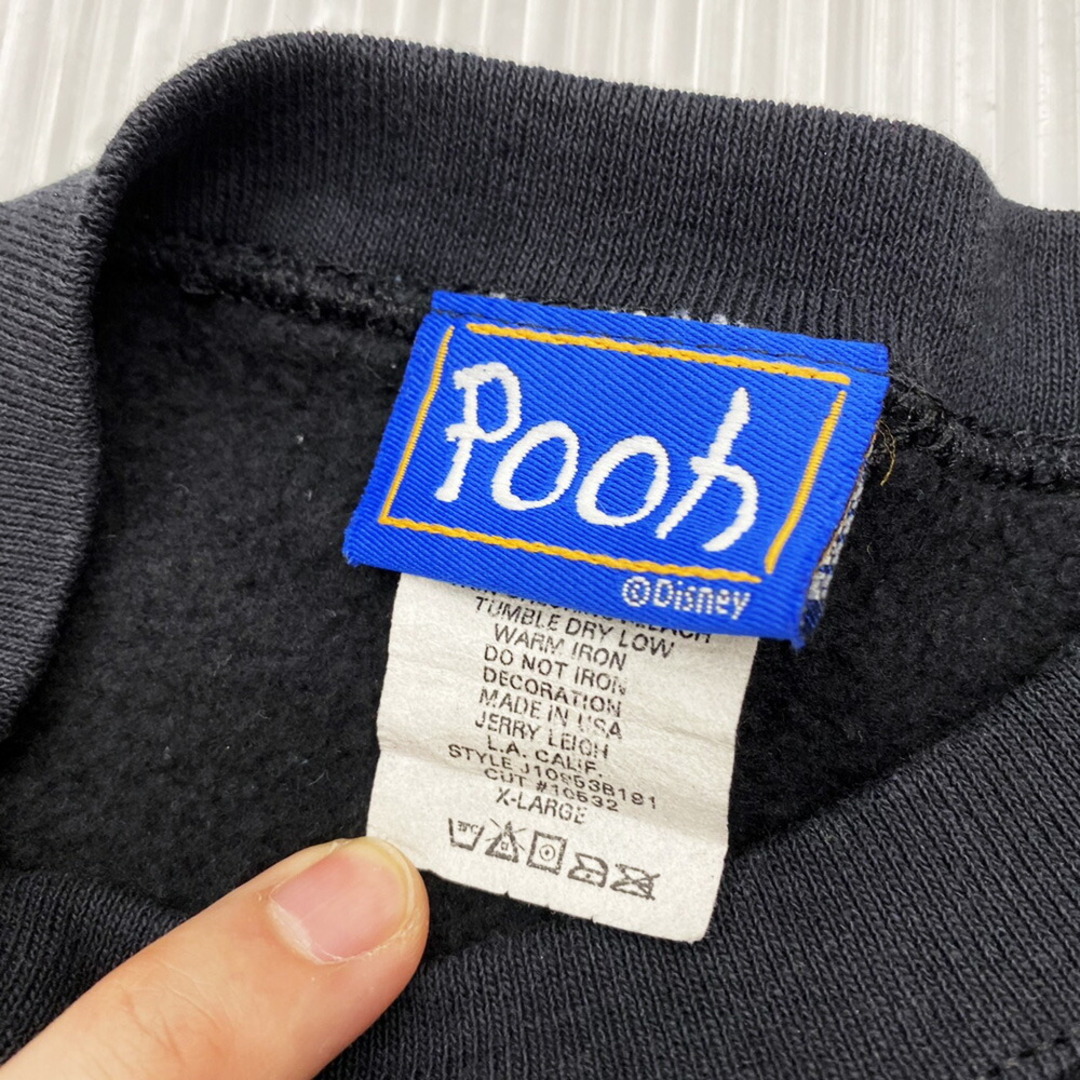 Champion(チャンピオン)のディズニー DISNEY Pooh スウェット シャツ プルオーバー トレーナー くまのプーさん プリント 長袖 MADE IN USA サイズ：XL ブラック古着 【中古】 メンズのトップス(スウェット)の商品写真