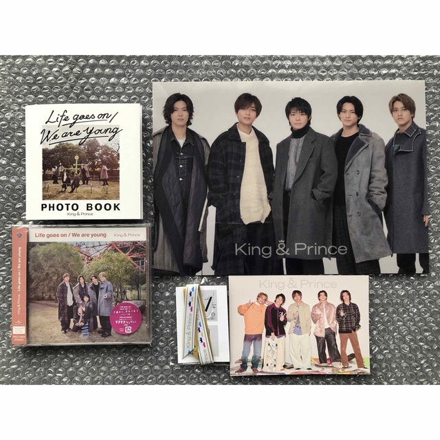 King & Prince(キングアンドプリンス)の【未開封】King & Prince  Life goes on  ティアラ盤 エンタメ/ホビーのCD(ポップス/ロック(邦楽))の商品写真