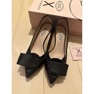 トッズ(TOD'S)のトッズ　TOD'S ブラックパンプス　24cm　ヒール5cmほど　卒業式　入学式(ハイヒール/パンプス)