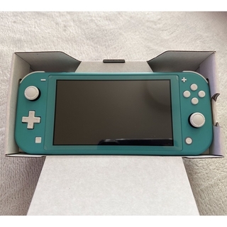 ニンテンドースイッチ(Nintendo Switch)のSwitch 任天堂　ライト　ターコイズブルー(携帯用ゲーム機本体)