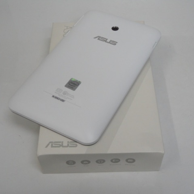 ASUS(エイスース)のASUS MeMO Pad 7 新品同様 K01A(ME70CX) スマホ/家電/カメラのPC/タブレット(タブレット)の商品写真