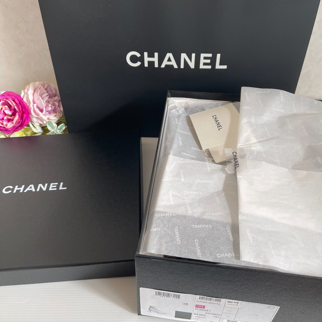 【新品未使用品】CHANEL シャネル レディス　ショートブーツ レディースの靴/シューズ(ブーツ)の商品写真