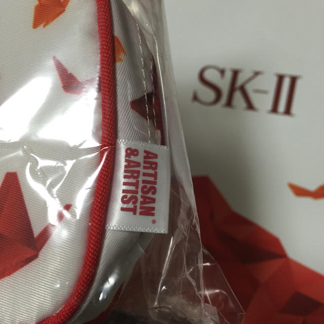 SK-II(エスケーツー)のSK-II●2016年クリスマスコフレ●ポーチセット●蝶 レディースのファッション小物(ポーチ)の商品写真