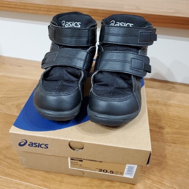 asics(アシックス)の【アシックス】20.5センチGD.WALKERMINI-HI キッズ/ベビー/マタニティのキッズ靴/シューズ(15cm~)(スニーカー)の商品写真