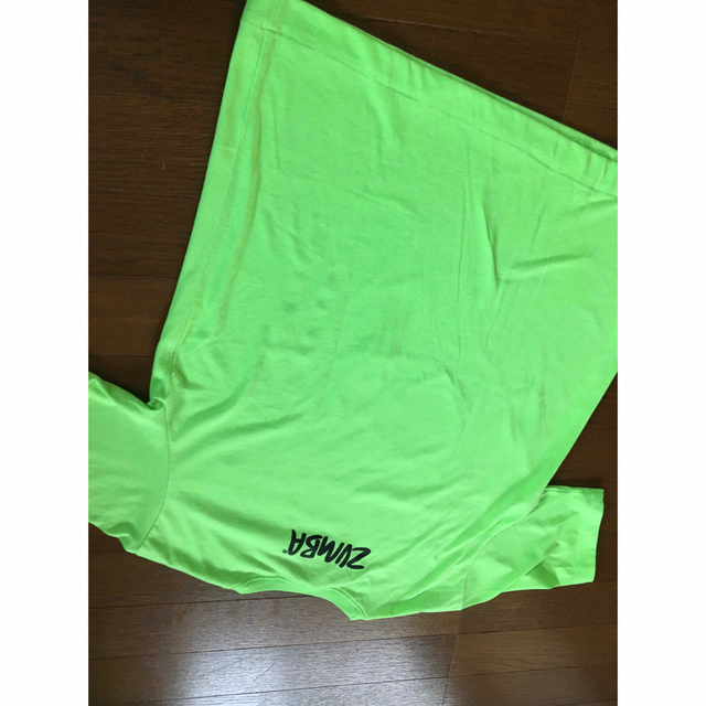 Zumba(ズンバ)の【なー様】ZUMBA 半袖tシャツ sサイズくらい　黄緑 スポーツ/アウトドアのトレーニング/エクササイズ(その他)の商品写真