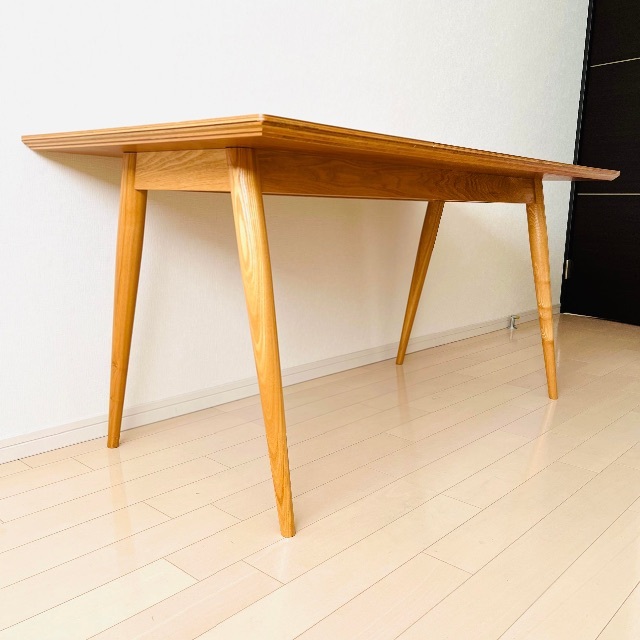 グラフ　ダイニングテーブル　机　150cm　Graf　Dining Table インテリア/住まい/日用品の机/テーブル(ダイニングテーブル)の商品写真