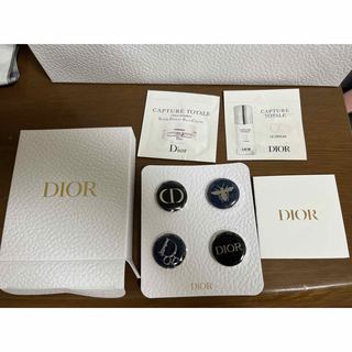 ディオール(Dior)の【新品未使用】DIOR ピンバッジ　限定ノベルティ(その他)