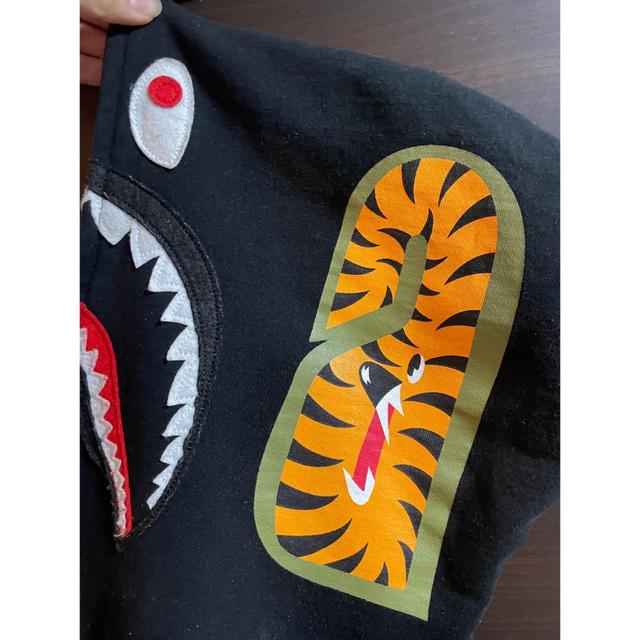 A BATHING APE　エイプ　シャークパーカー　黒