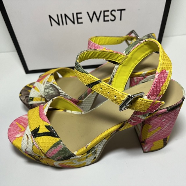 NINE WEST - NINE WEST / ナインウエスト / 花柄ヒールサンダルの通販