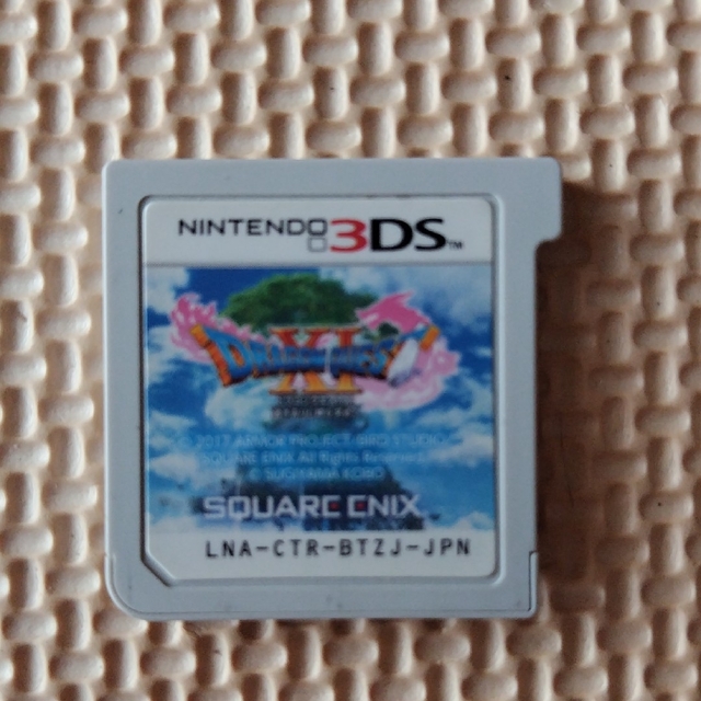 ニンテンドー3DS(ニンテンドー3DS)の3DS ドラゴンクエストXI 過ぎ去りし時を求めて エンタメ/ホビーのゲームソフト/ゲーム機本体(家庭用ゲームソフト)の商品写真