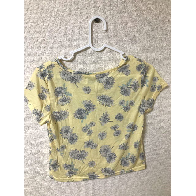 dazzlin(ダズリン)のダズリン　花柄Tシャツ レディースのトップス(Tシャツ(半袖/袖なし))の商品写真