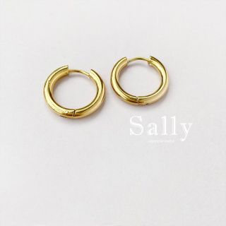 アダムエロぺ(Adam et Rope')の再販【ゴールド】ステンレス　ワンタッチ　シンプルなフープピアス20mm(ピアス)